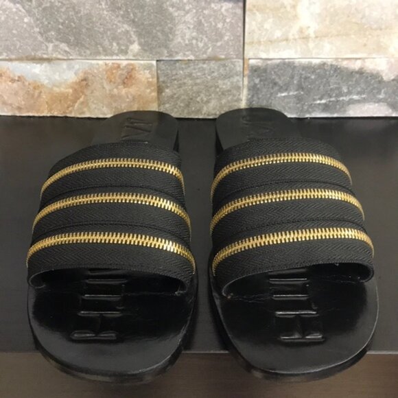 JAMES SMITH The Zip Slide Sandal - Picture 3 of 10